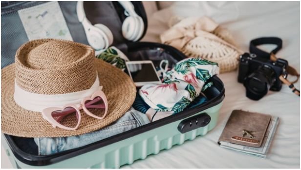 How Do I Build a What to Pack When Traveling With Kids Clothing Plan That Actually Works?