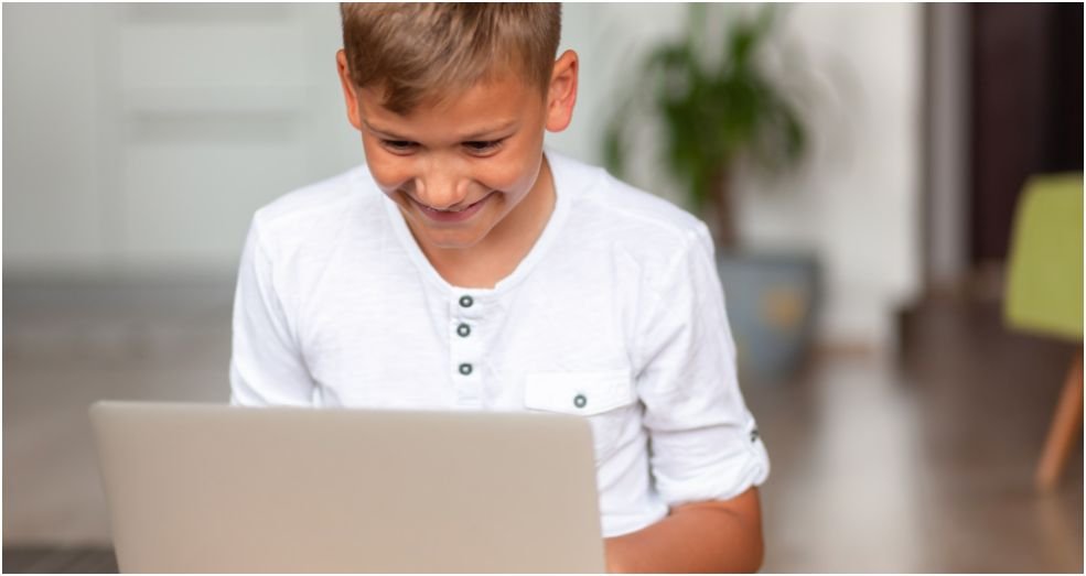 How to Monitor Kids Screen Time Effectively