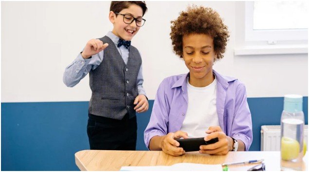 Can Educational Apps About World Cultures for Kids Replace Traditional Learning?