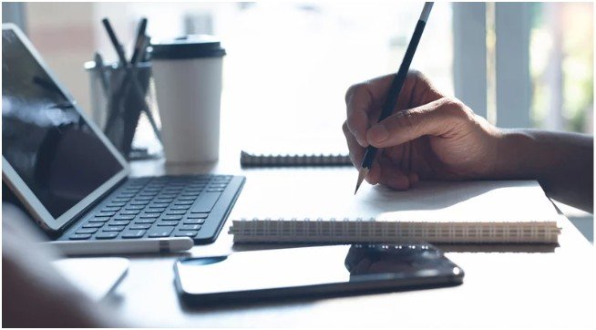 How Do Interactive History Apps Improve Cultural Understanding?