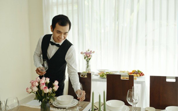 Fine Dining Leaves a Memory, and Detail Is What Makes It Last